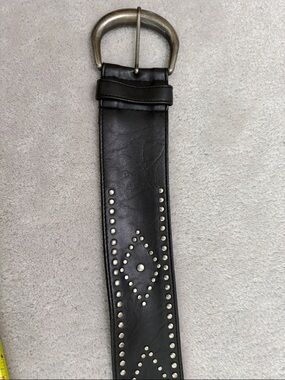 Womens Black Studded l Belt - Classic Silver Buckle